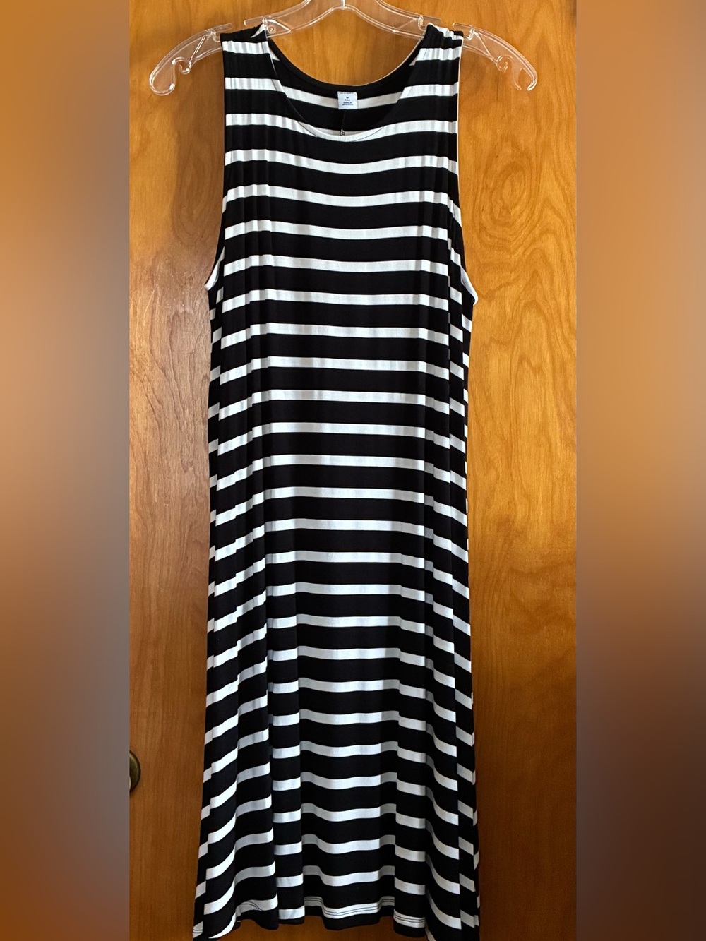 Old Navy Tall Casual Black and White Striped Sleeveless Midi Dress. Size M Tall.
